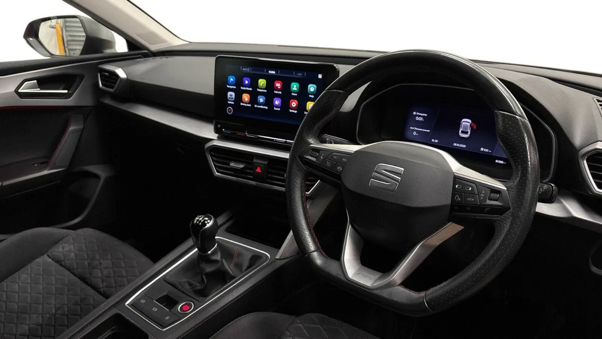 SEAT Leon Hatchback FR - Image 4