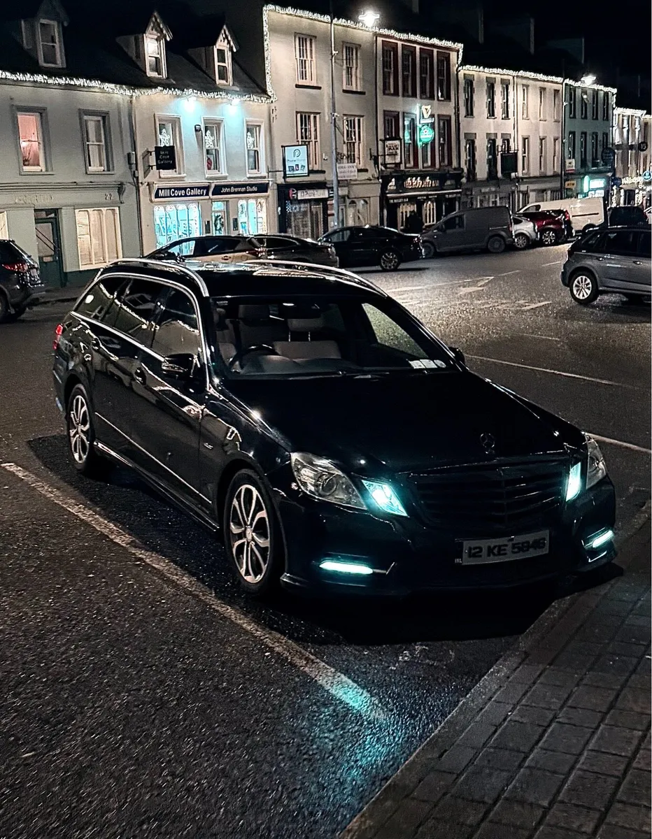 Mercedes E class 250 AMG Line - Image 1