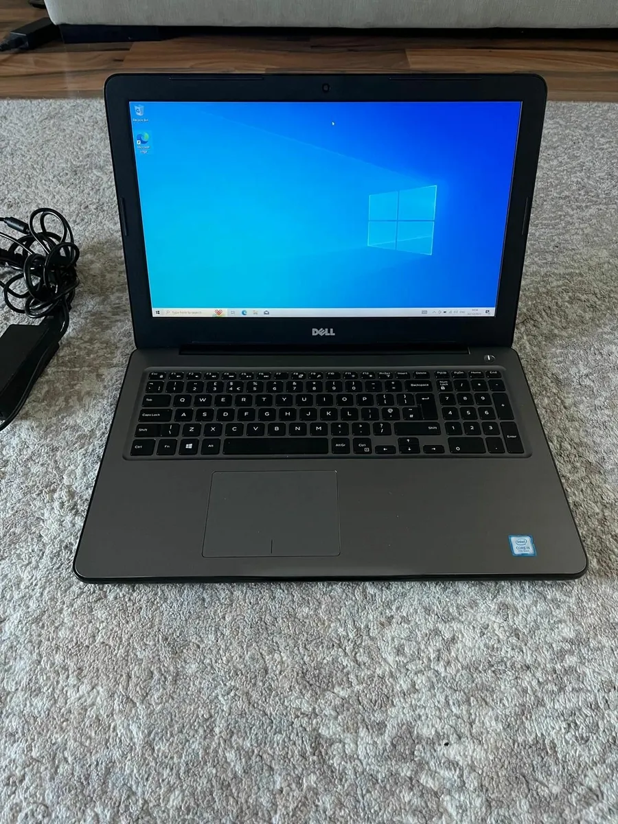 Laptop DELL Inspiron 5567 - Image 1