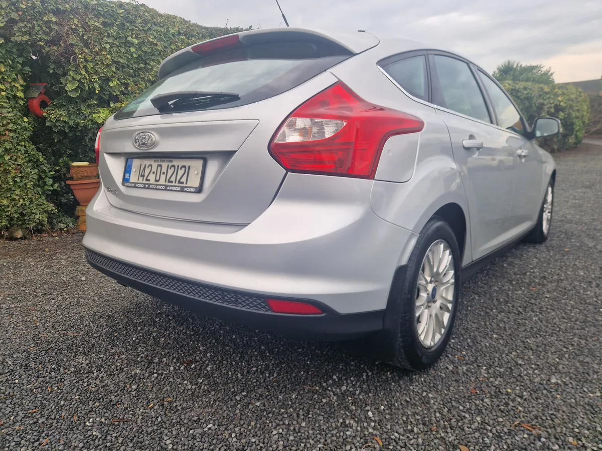 Ford Focus 1.6 TDCI TITANIUM 2014 - Image 4