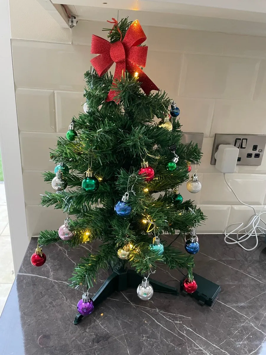 Mini Christmas tree - Image 1
