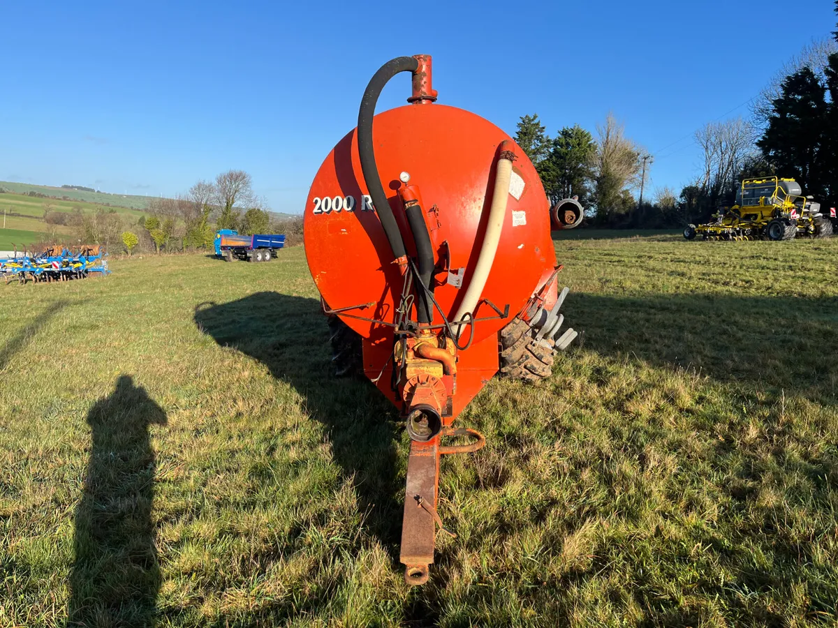 ABBEY 2000 GLN TANK - Image 2