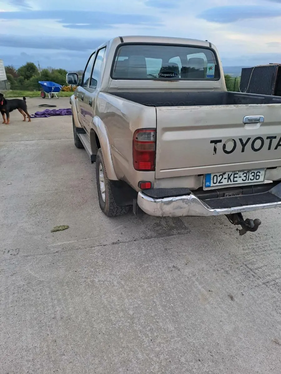 Toyota hilux - Image 2