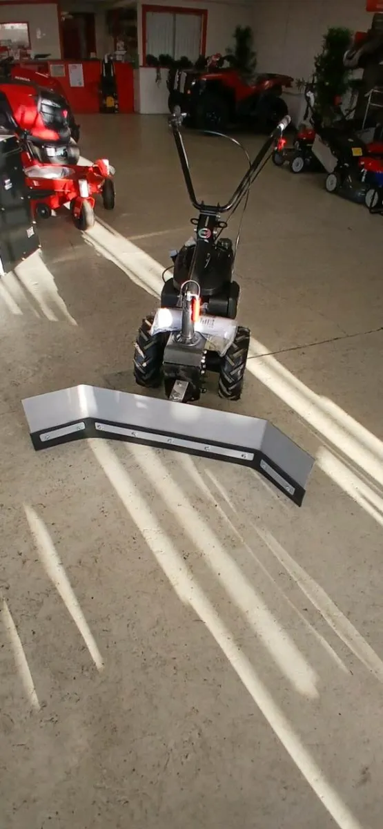 Honda yard scraper - Image 1