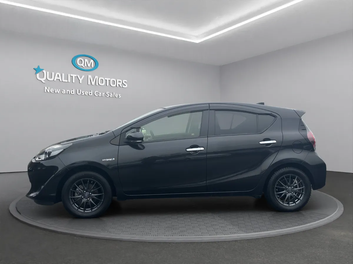 2019 TOYOTA AQUA (S114) - Image 4