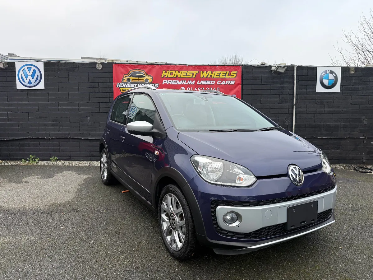 2016 VOLKSWAGEN  UP! 1.0 PETROL AUTOMATIC - Image 1