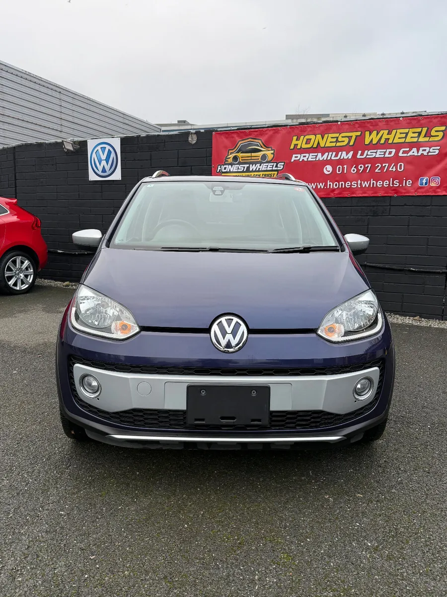 2016 VOLKSWAGEN  UP! 1.0 PETROL AUTOMATIC - Image 2