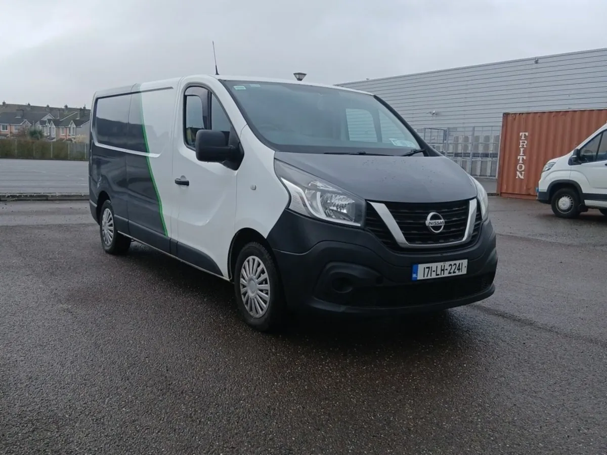 Nissan NV300 NV300 LWB 120 XE 4DR - Image 1