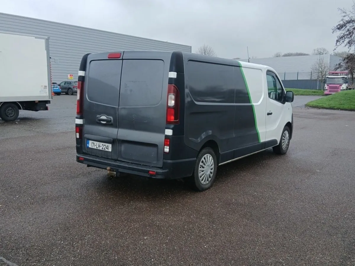 Nissan NV300 NV300 LWB 120 XE 4DR - Image 3