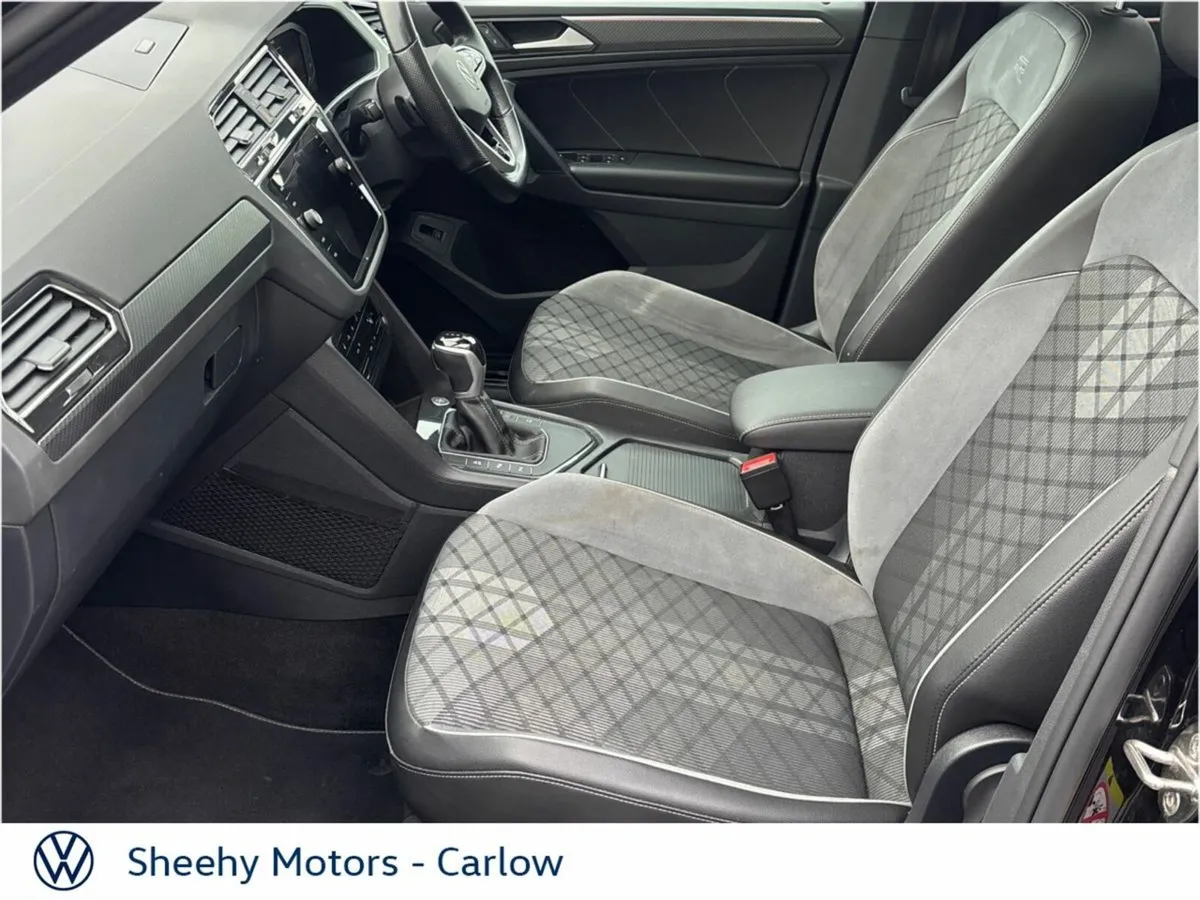 Volkswagen Tiguan 2.0TDI R-Line DSG 5DR - Image 4