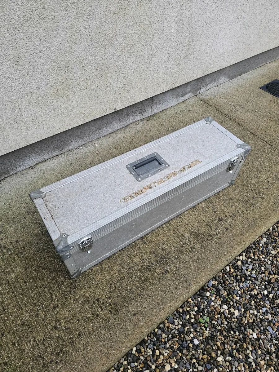 Flight case €150 - Image 1