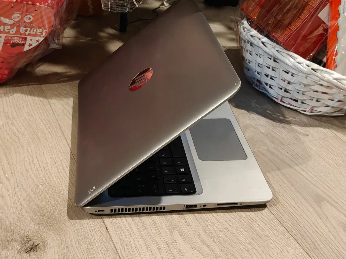 HP 430 G4 Core i5-8GB-240GB-Windows 10 - Image 4