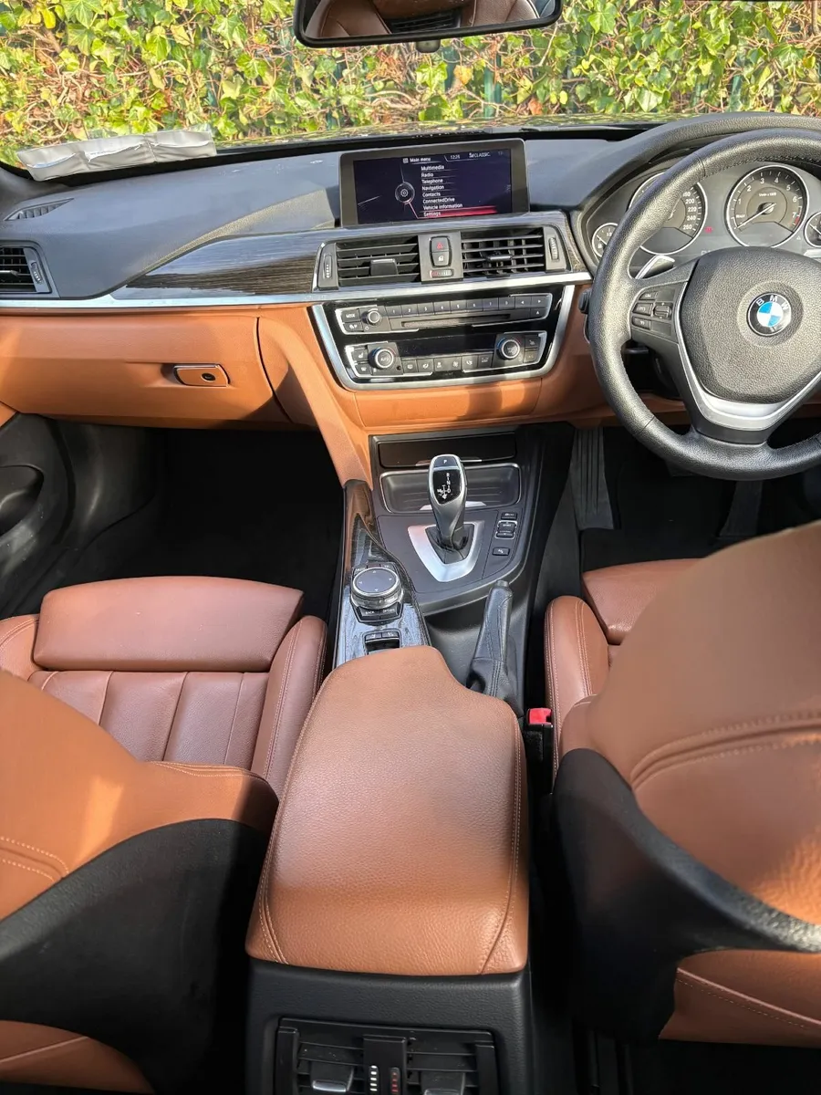 BMW 4-Series - 420i Luxury Convertible (Low KMs) - Image 4
