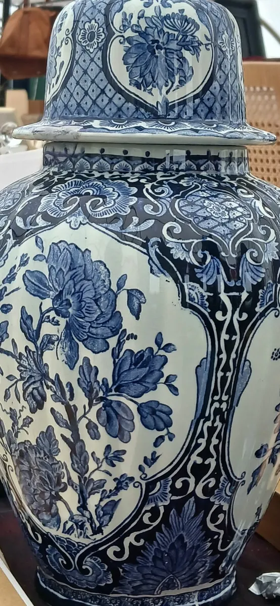 Antique Oriental Vase, Large - Image 2