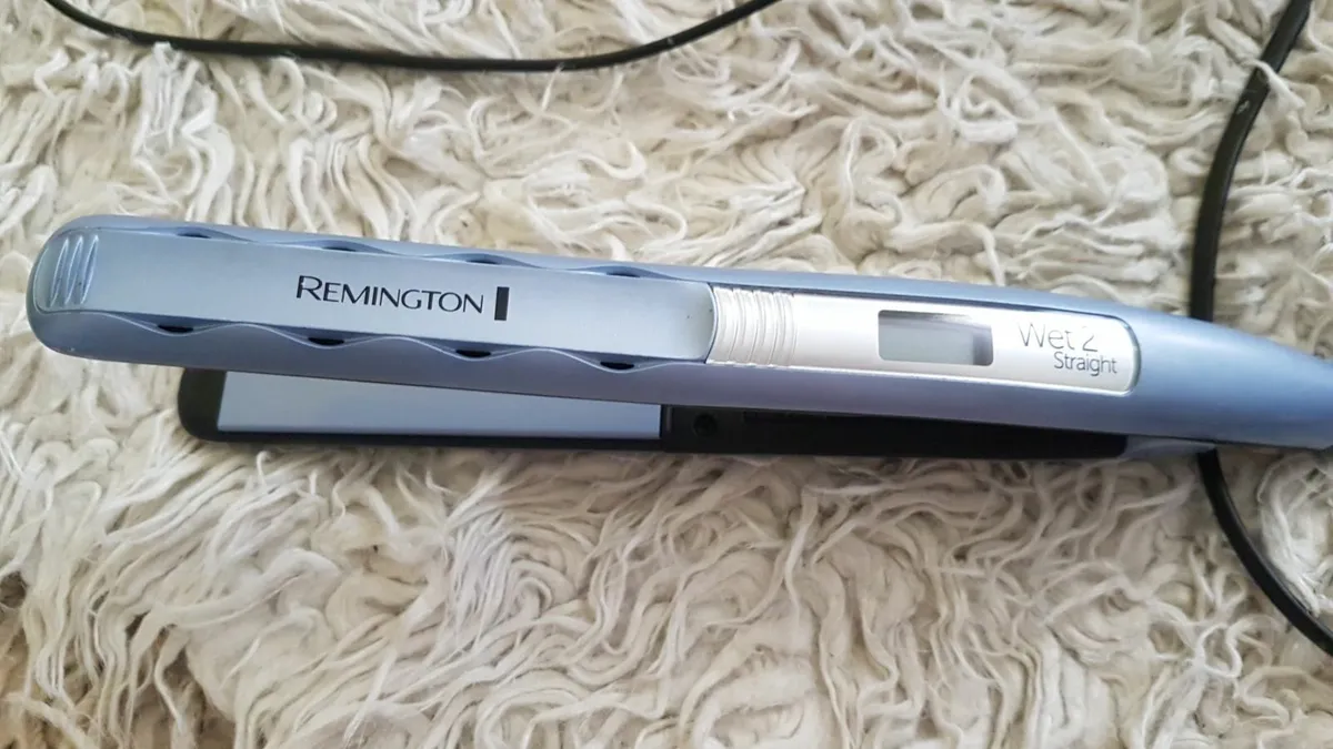 remington wet to dry straightener - Image 2