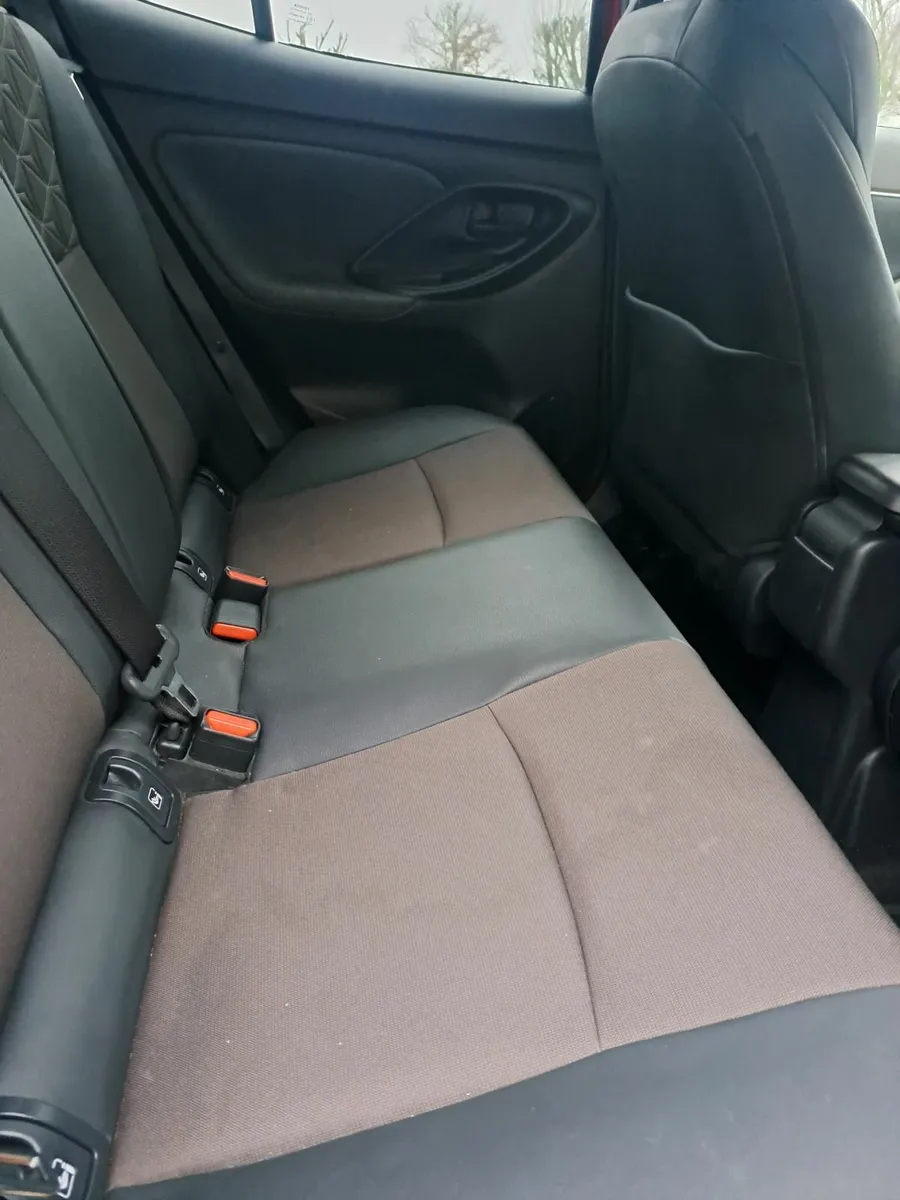 Toyota Yaris Cross 2022 - Image 2