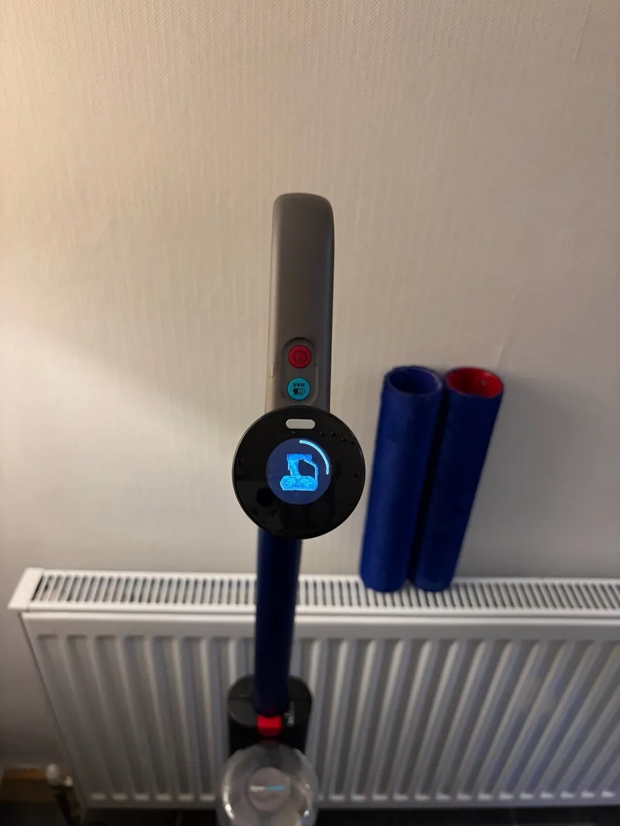 Dyson wash g1 floor washer - Image 4