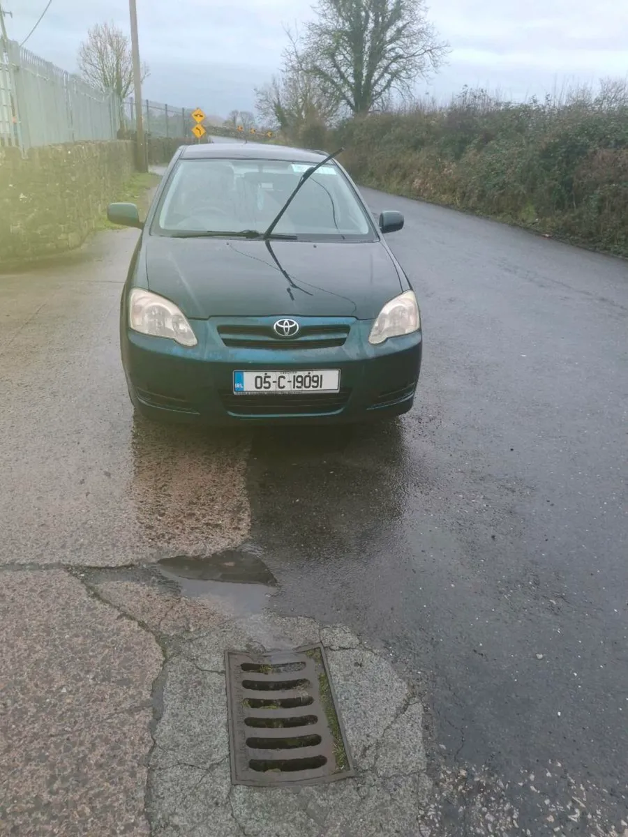 Toyota corrolla hatch back - Image 2