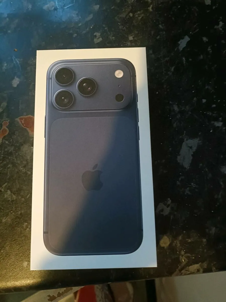 iPhone 17 pro max - Image 1