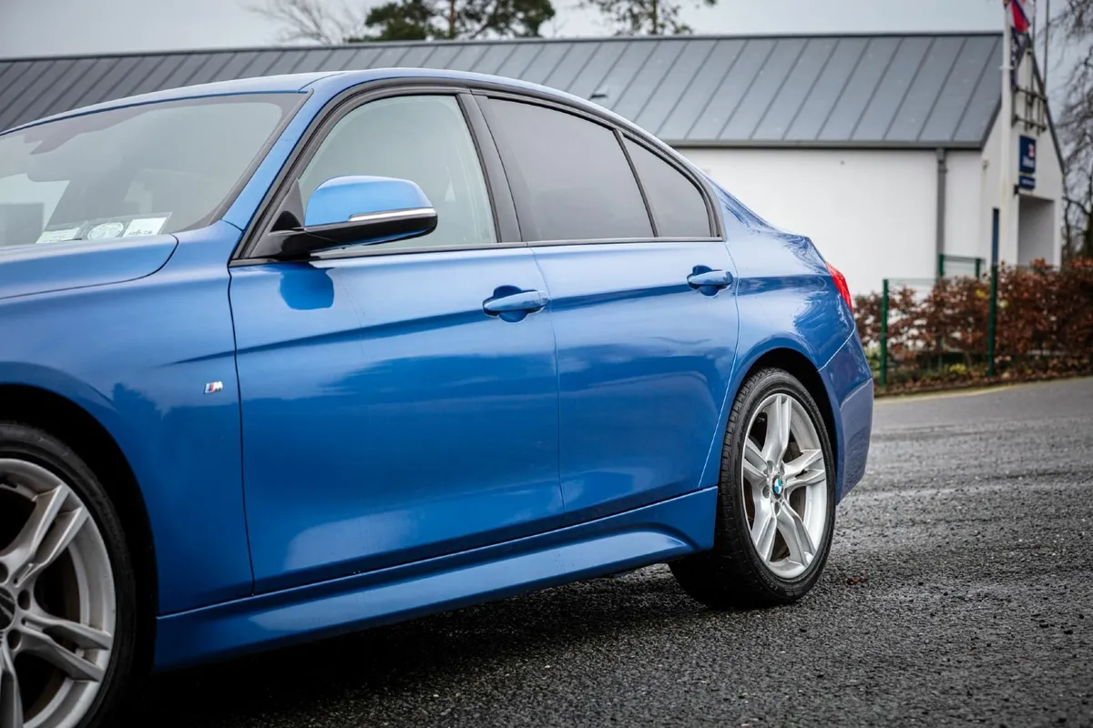 BMW 3-Series 2014 - Image 3
