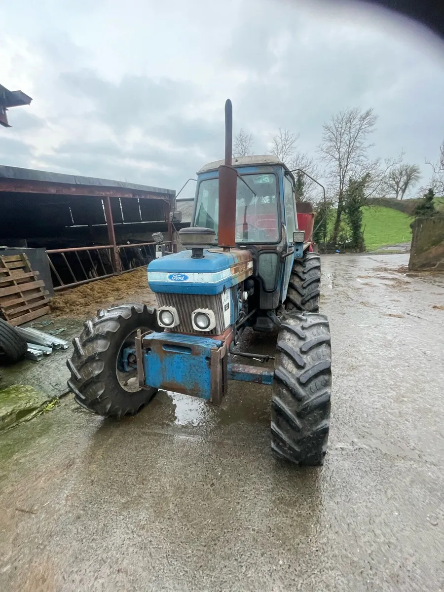 7610 tractor - Image 2