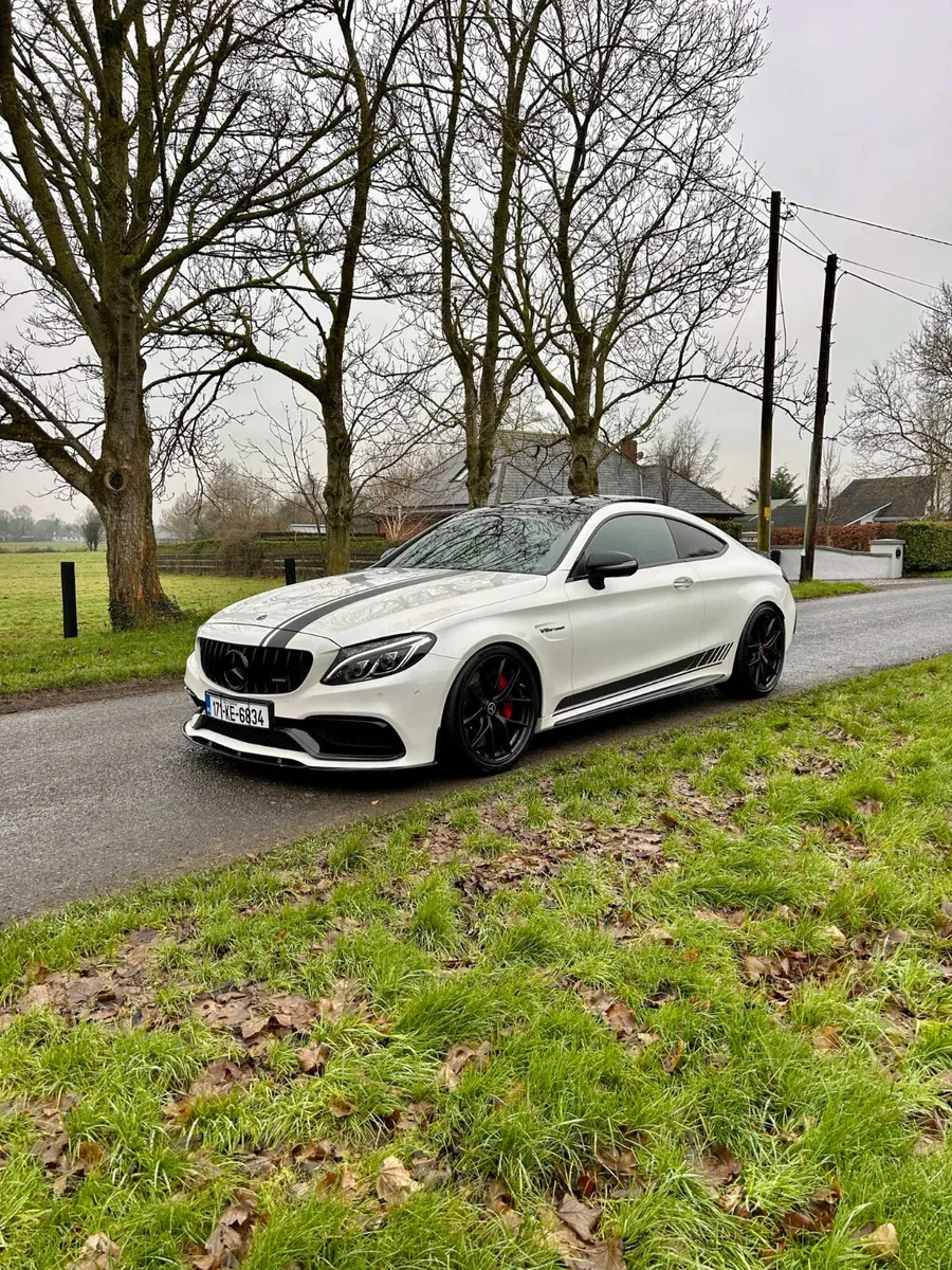 Mercedes-AMG C63 S Edition 1 - Image 2