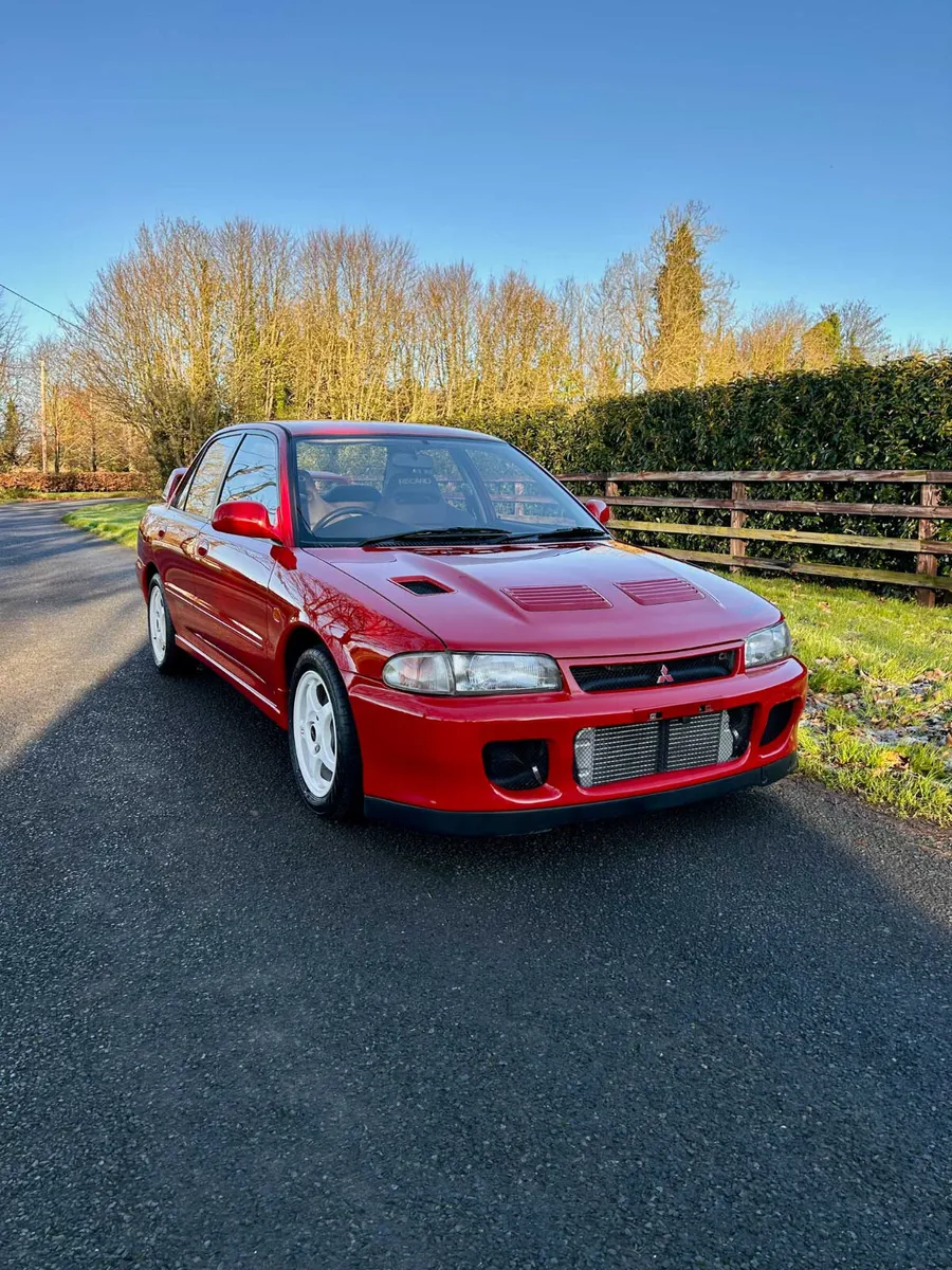 Mitsubishi Lancer 1994 Evolution II GSR - Image 4