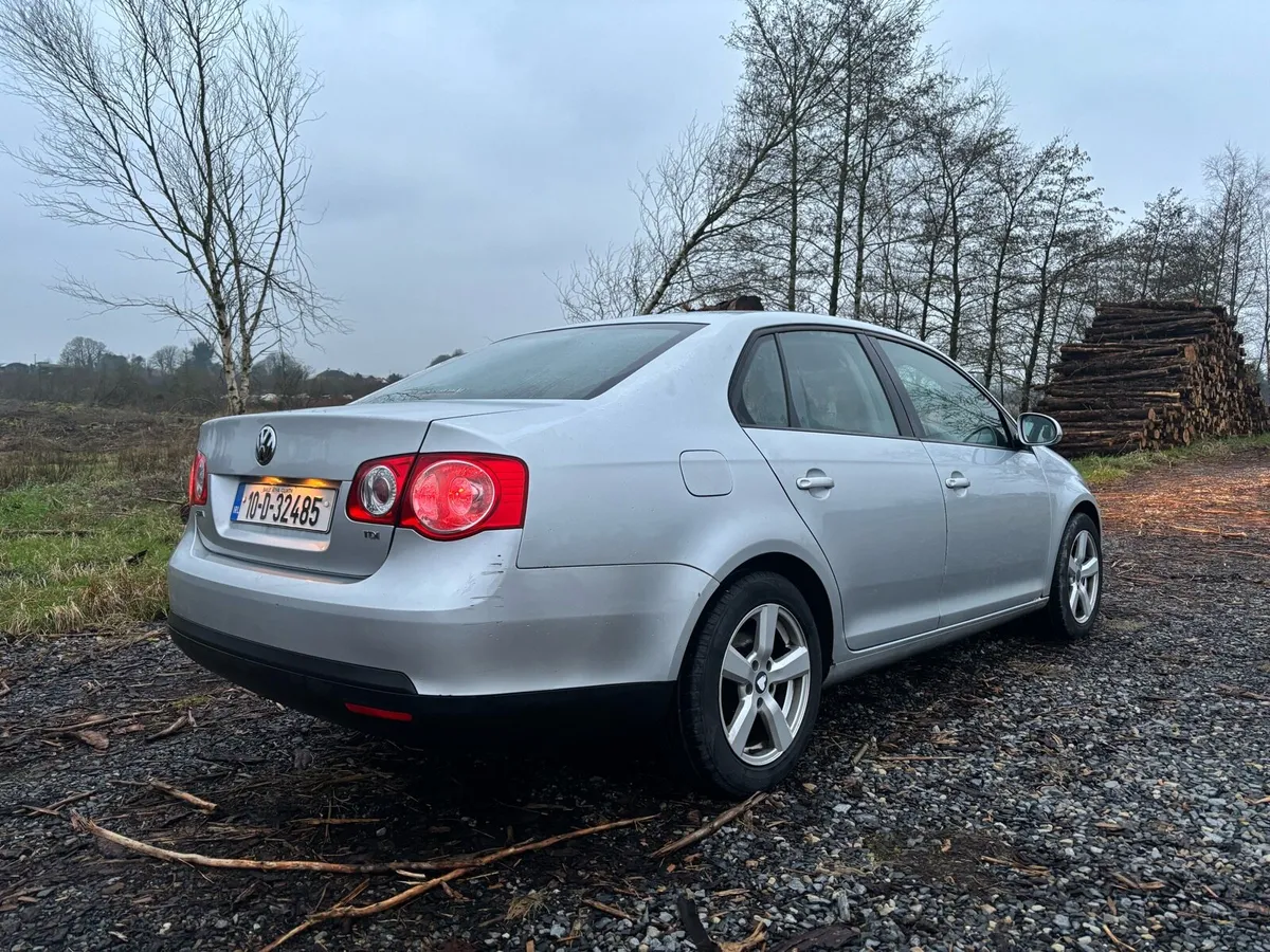 2010 VW Jetta 1.6 TDI - Image 4