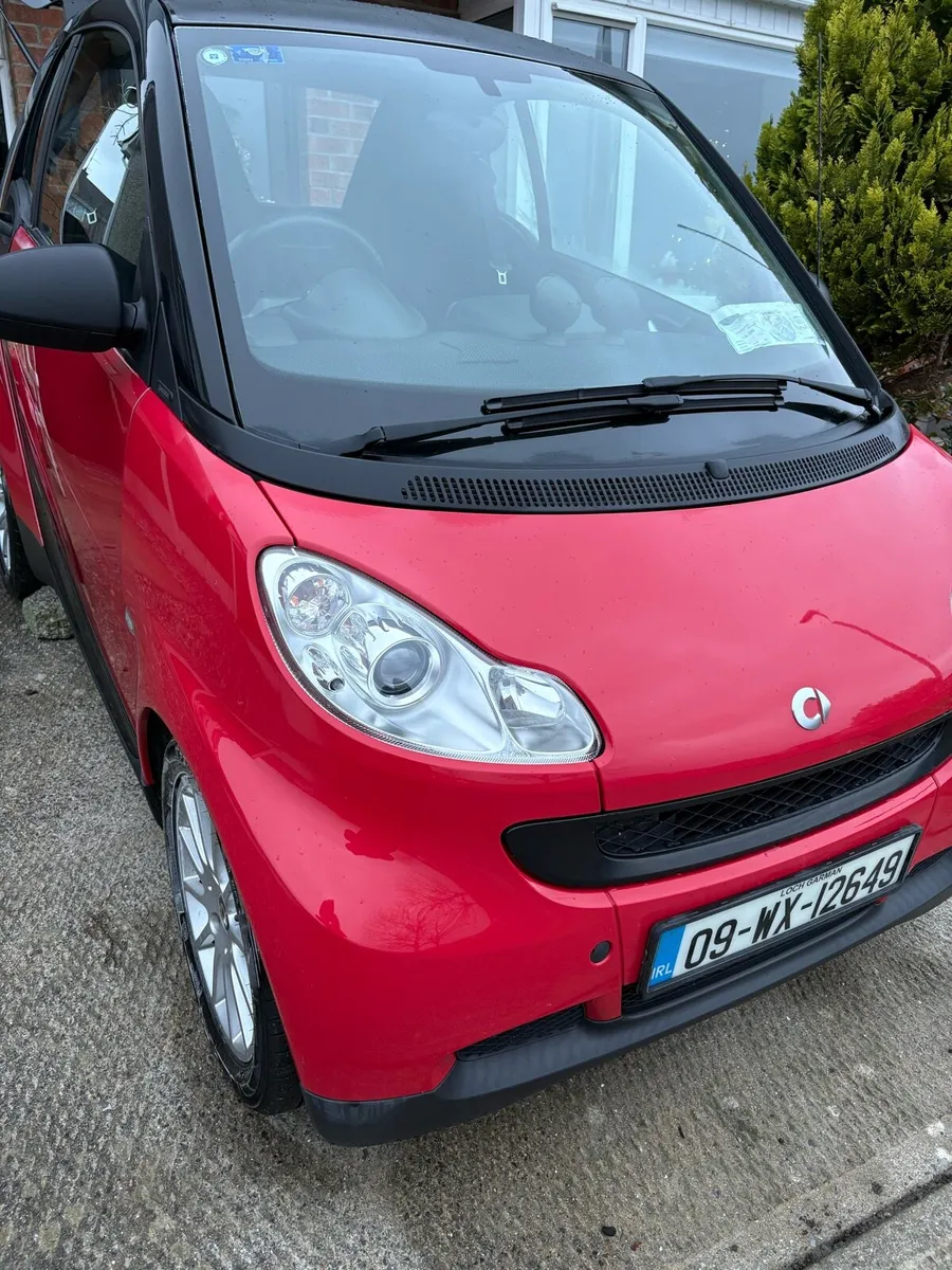 2009  Smart Fortwo Sport Coupe diesel low miles - Image 1