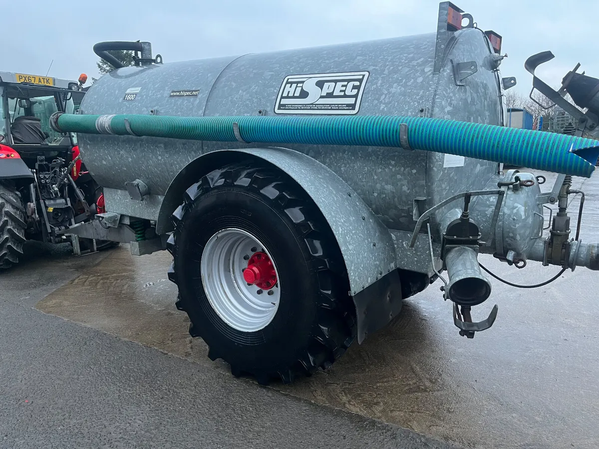 Hi spec 1600 gallon tanker - Image 3
