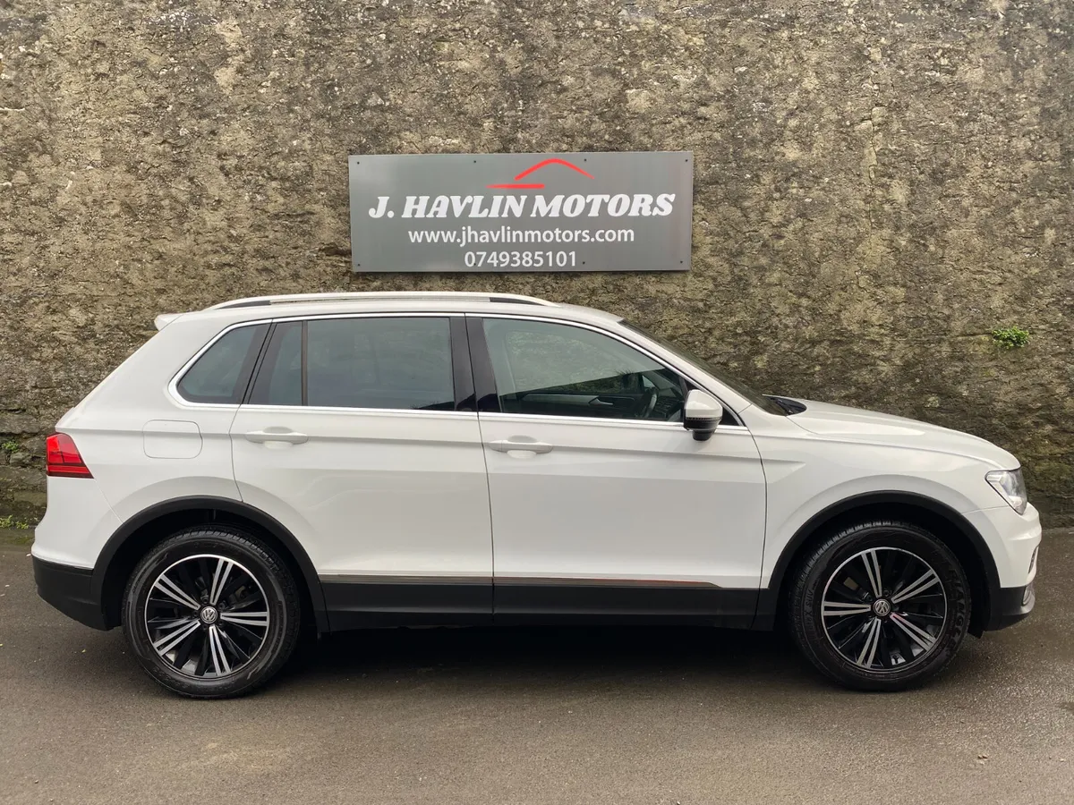 Aug 2017 Volkswagen Tiguan 2.0 TDi SE 150 BHP - Image 3