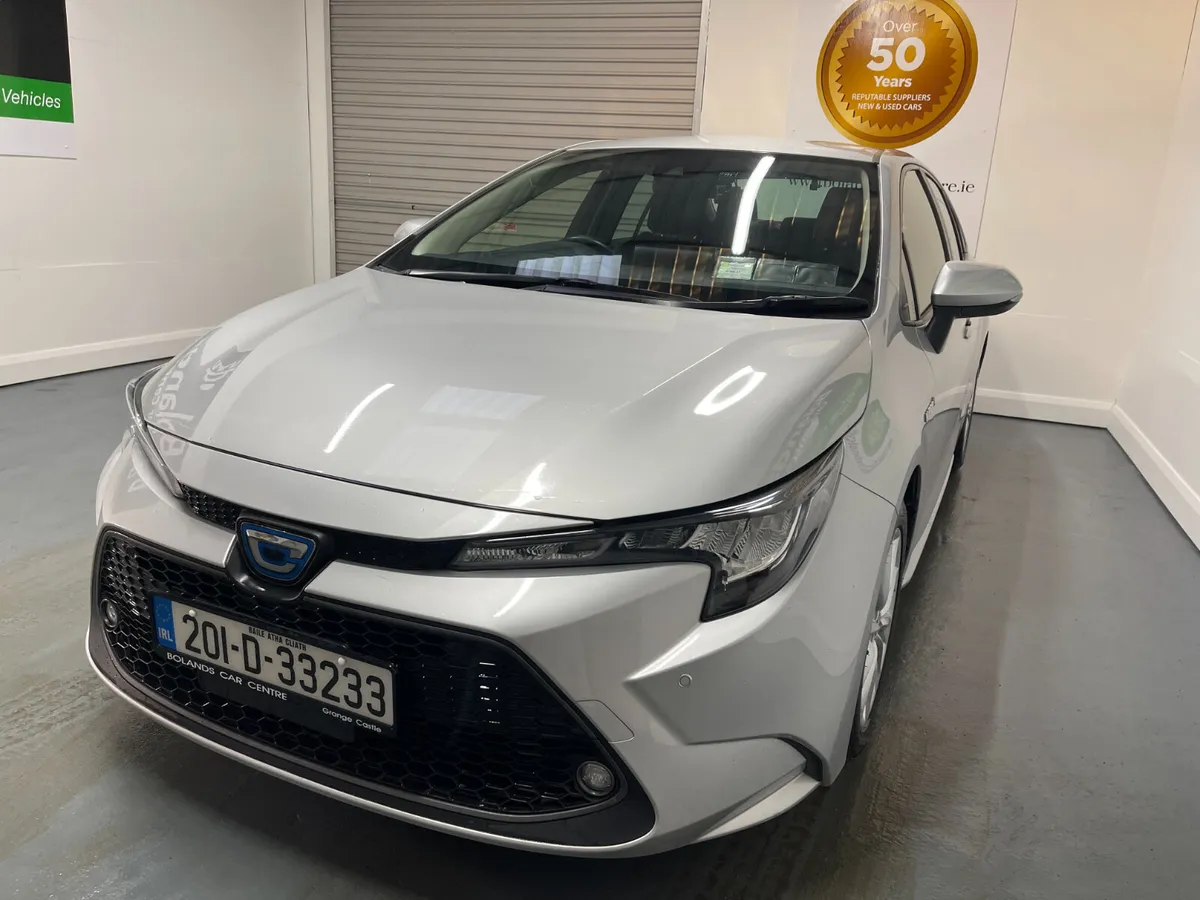 201 Toyota Corolla Hybrid 1.8 Automatic Saloon 4dr - Image 4