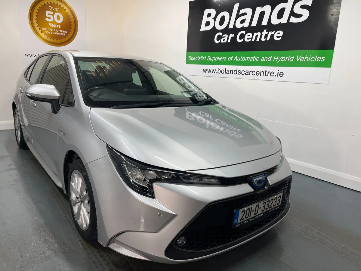 201 Toyota Corolla Hybrid 1.8 Automatic Saloon 4dr - Image 3