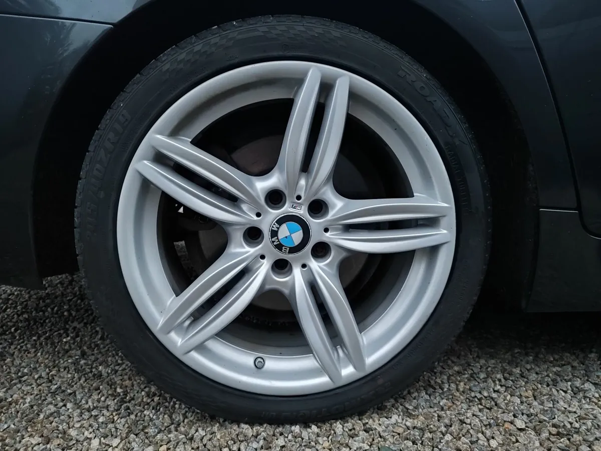 BMW 5-Series 2015 - Image 3