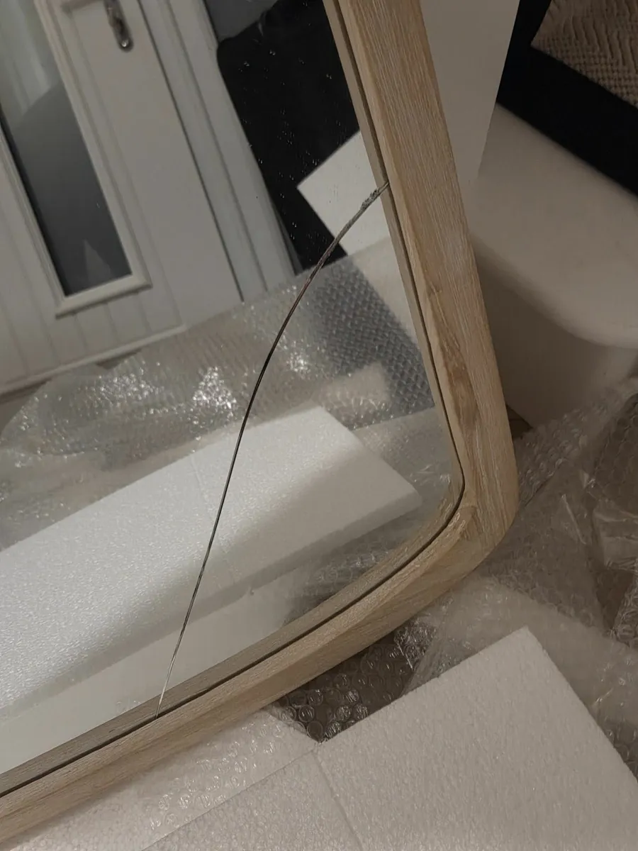 Mirror (broken) - Image 3