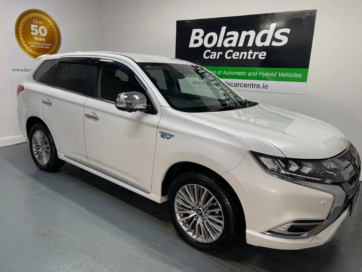 202 Mitsubishi Outlander Hybrid 2.4 Phev Automatic - Image 2