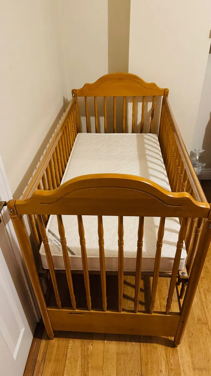 Mamas&Papas Solid Wood Baby Cot +Washable Mattress - Image 2