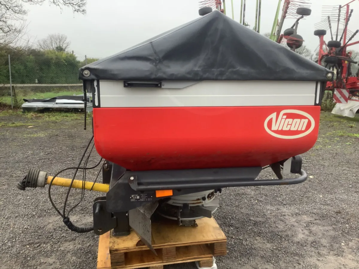 2018  Vicon Fertiliser Spreader - Image 4