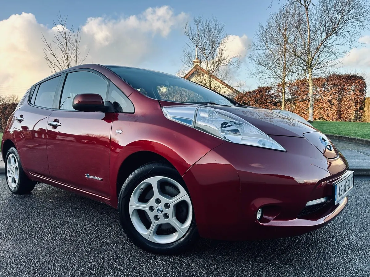 NISSAN LEAF 24KWH ACENTA AUTOMATIC - Image 1