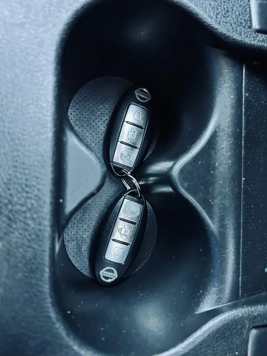 NISSAN LEAF 24KWH ACENTA AUTOMATIC - Image 3