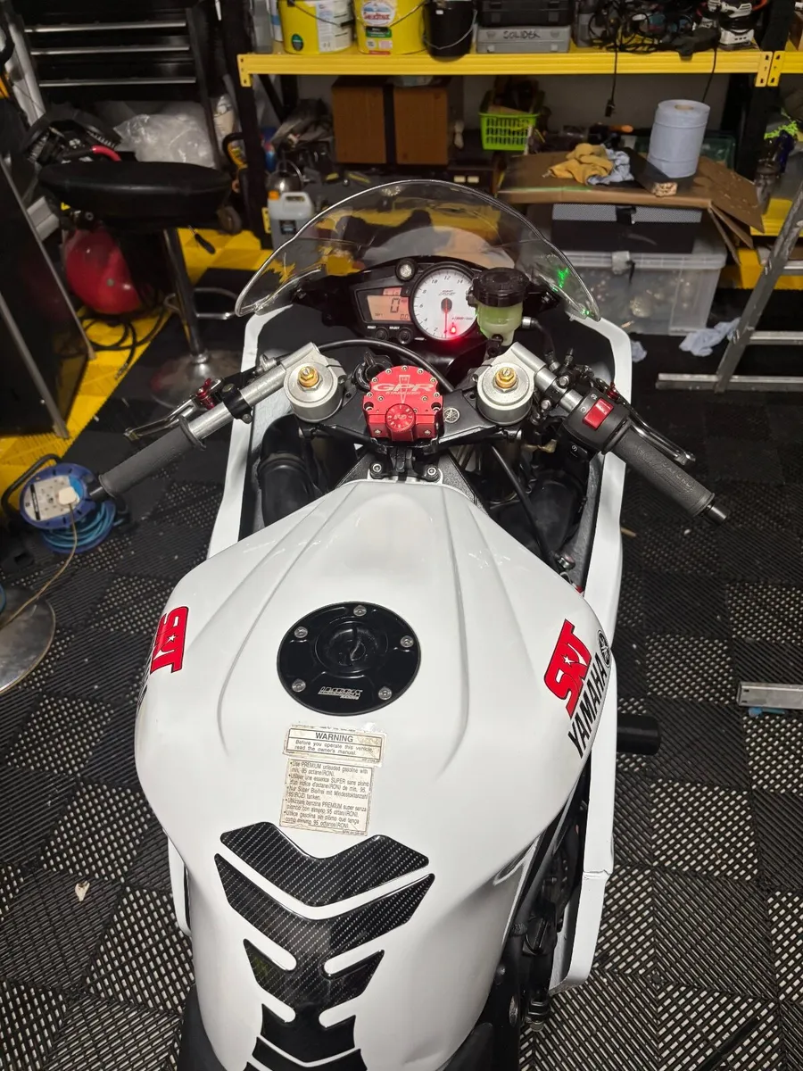 Yamaha R6 Track Bike - Image 4