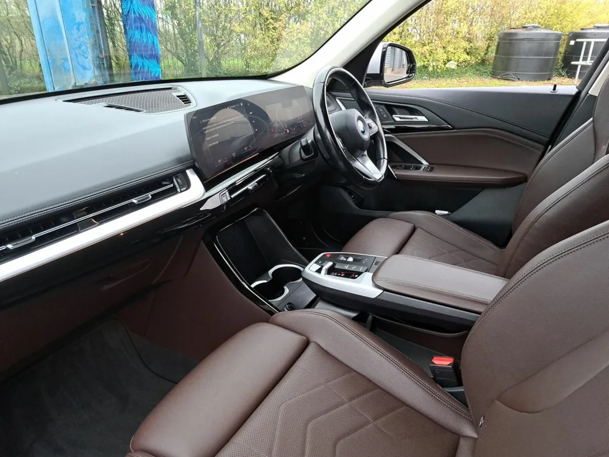 BMW X1 1.5 PHEV 245HP AUTO - Image 3