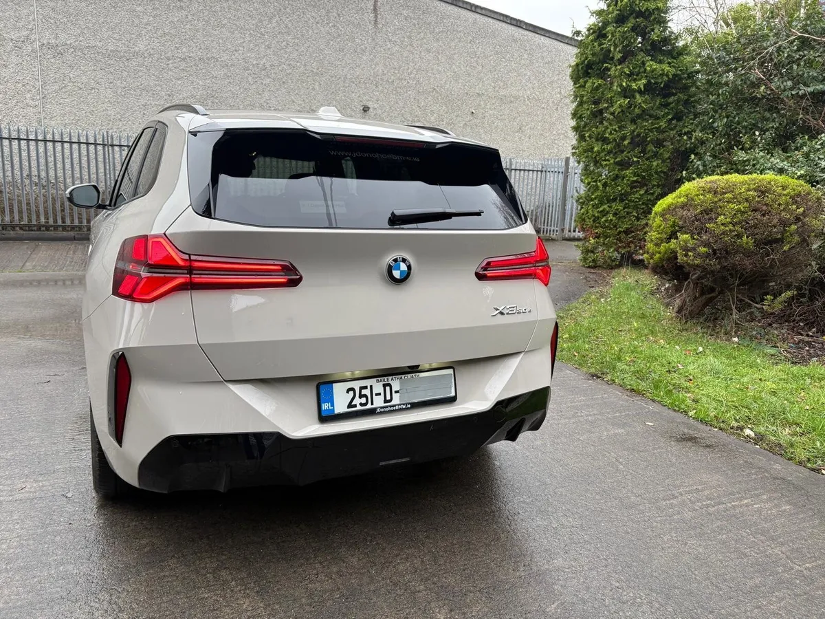 2025 BMW X3  XDRIVE M SPORT - Image 2