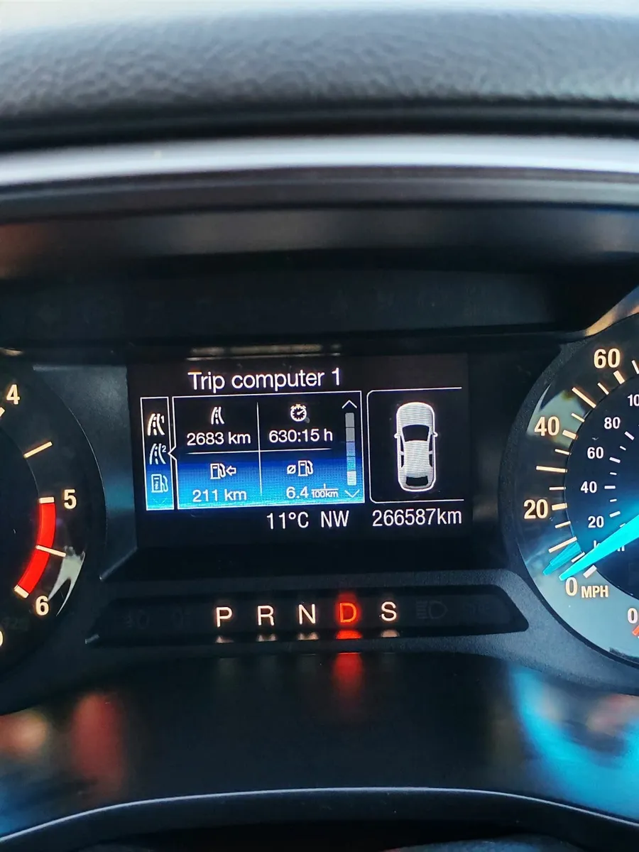 Ford Mondeo 2017 Automatic 2.0 diesel - Image 4