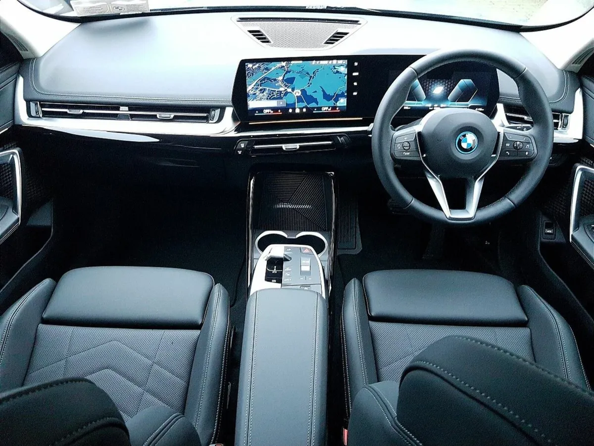BMW iX1 eDrive20xLine - Image 4