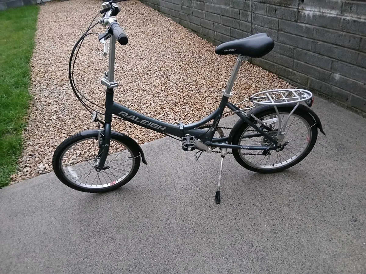 ADULTS RALEIGH FOLDING BIKE - Image 1