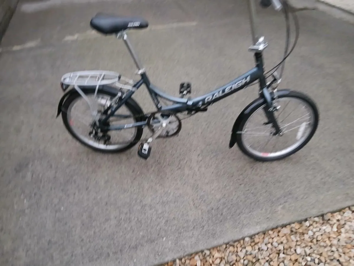 ADULTS RALEIGH FOLDING BIKE - Image 3