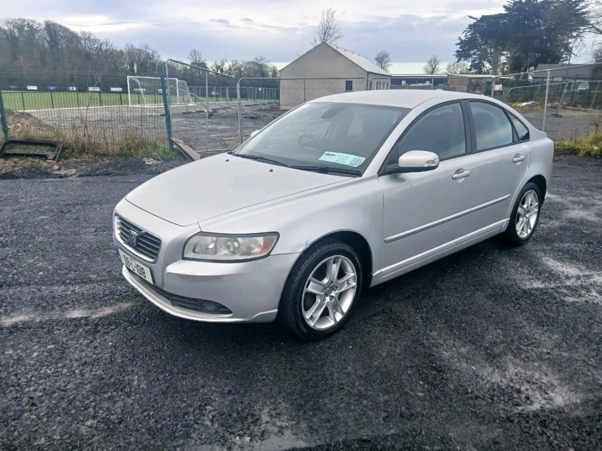 2009 Volvo S40 !! Low Miles !! - Image 3