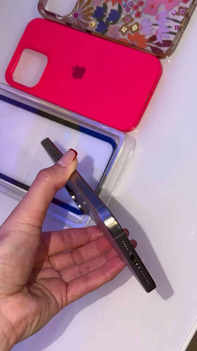 iPhone 15 pro max - Image 4