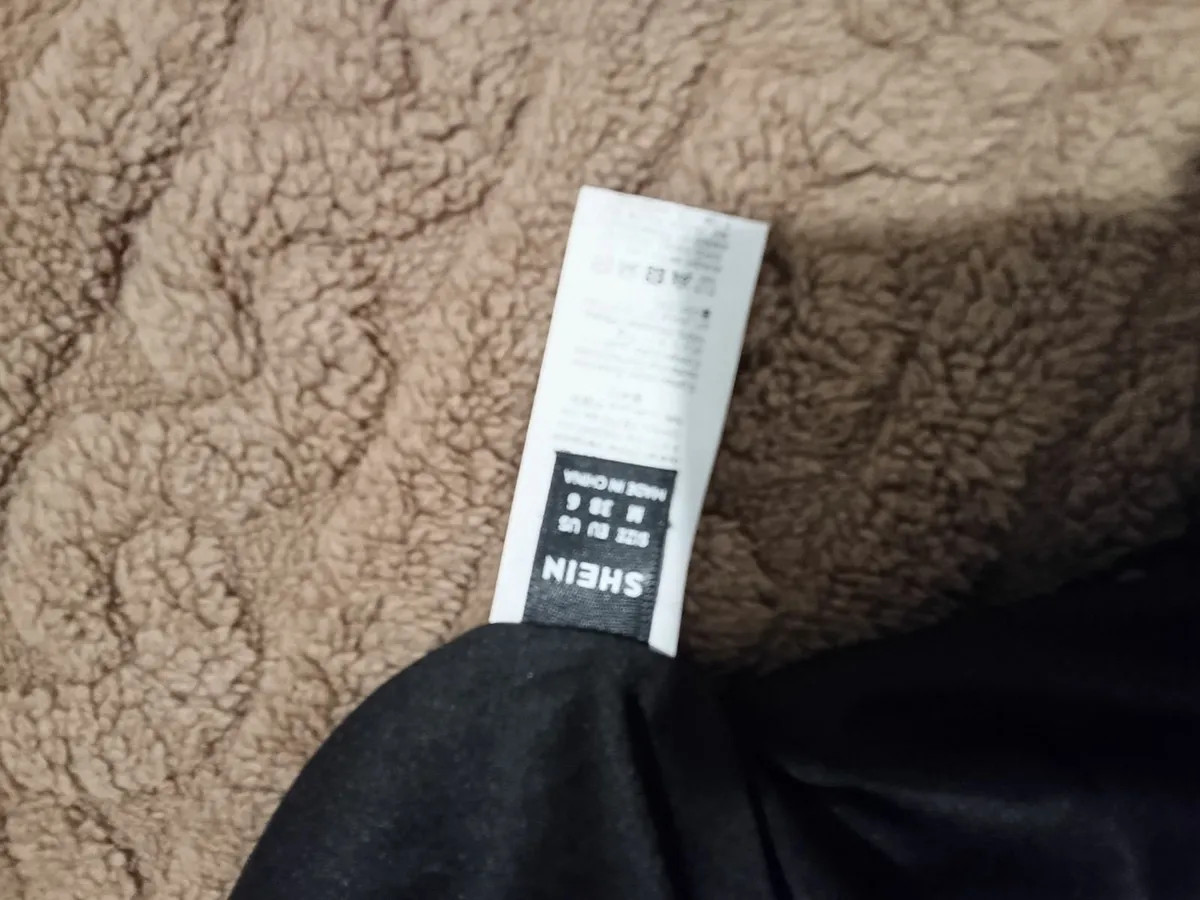 Womens black skirt - Image 2